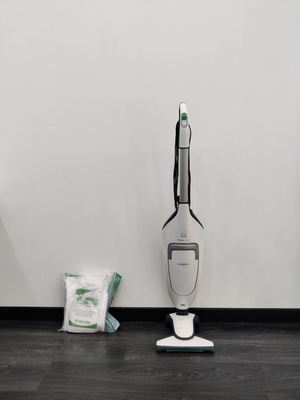 Aspirapolvere Folletto VK220S Con Turbo